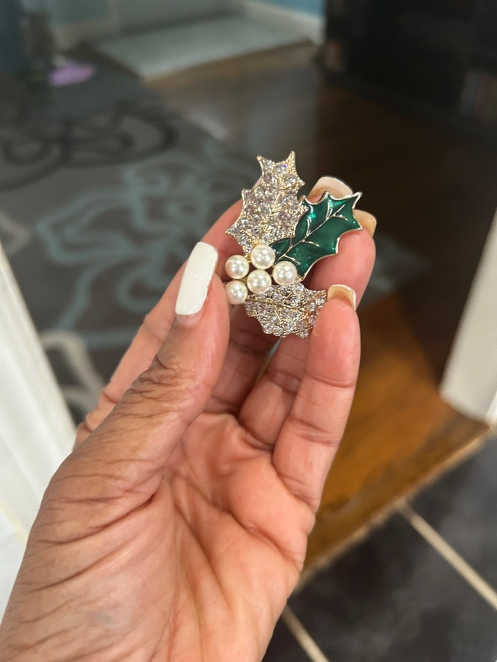 Elegant Green Enamel and Pearl Holiday Leaf Brooch